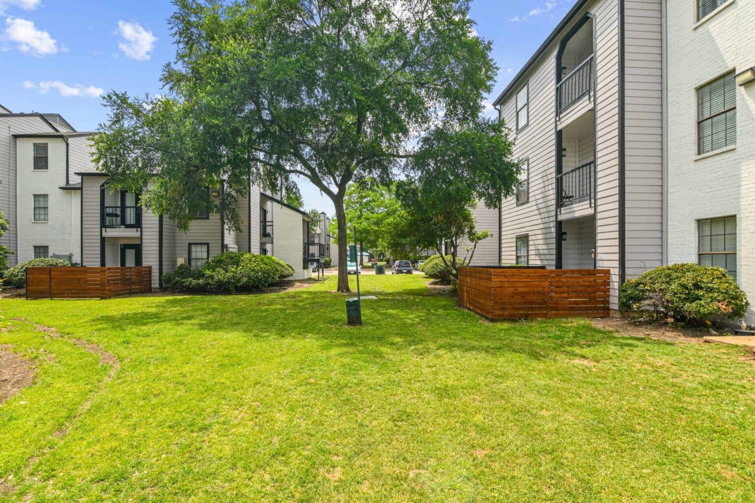 Arlington Texas Luxury Apartments Amenities Elliot Pioneer